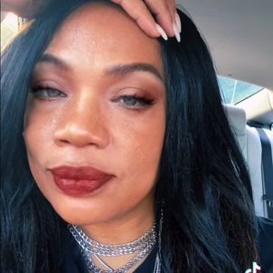 Meet your Posher, Sheree